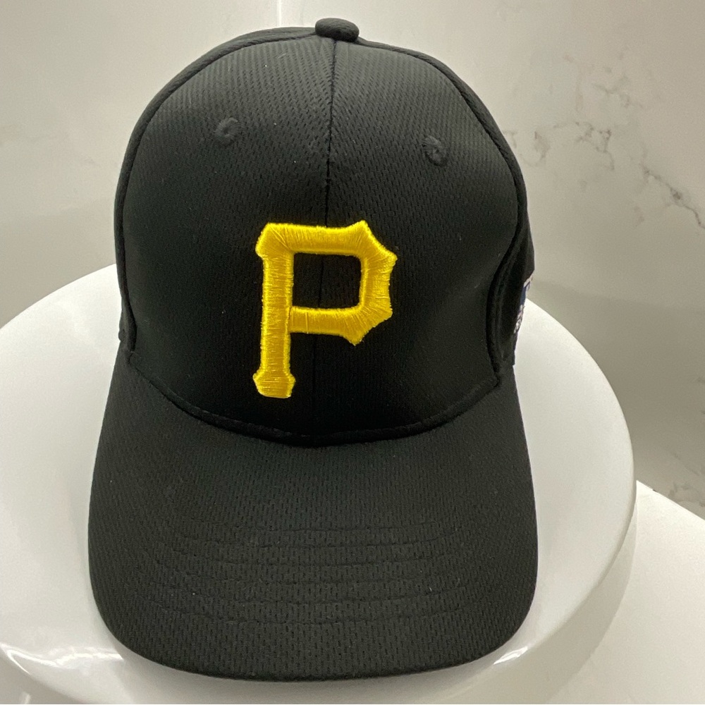 Pittsburgh Pirates strapback youth baseball hat